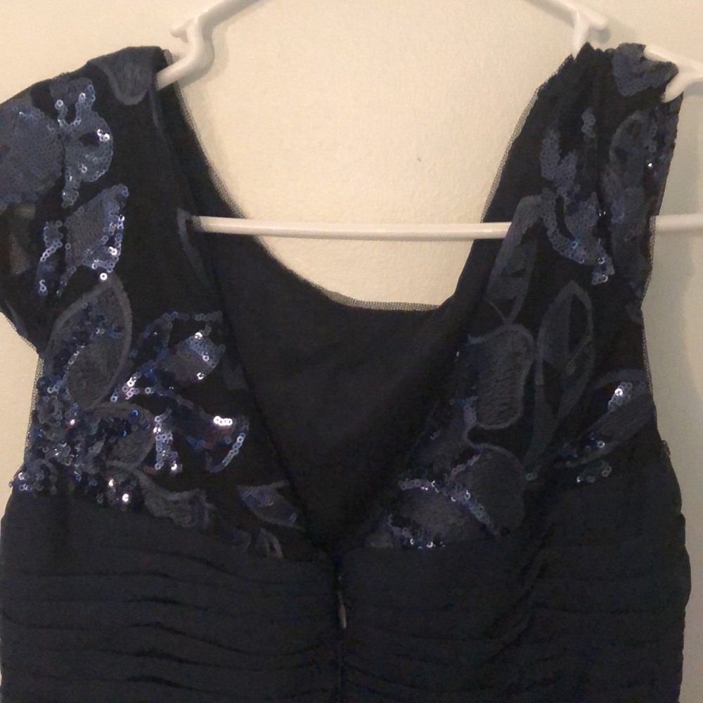 Adrianna Papell NWT navy long dress w/sleeves - Picture 7 of 8